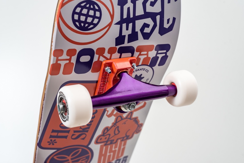 Skate Montado Hondar Iniciante Srie Sticker Branco